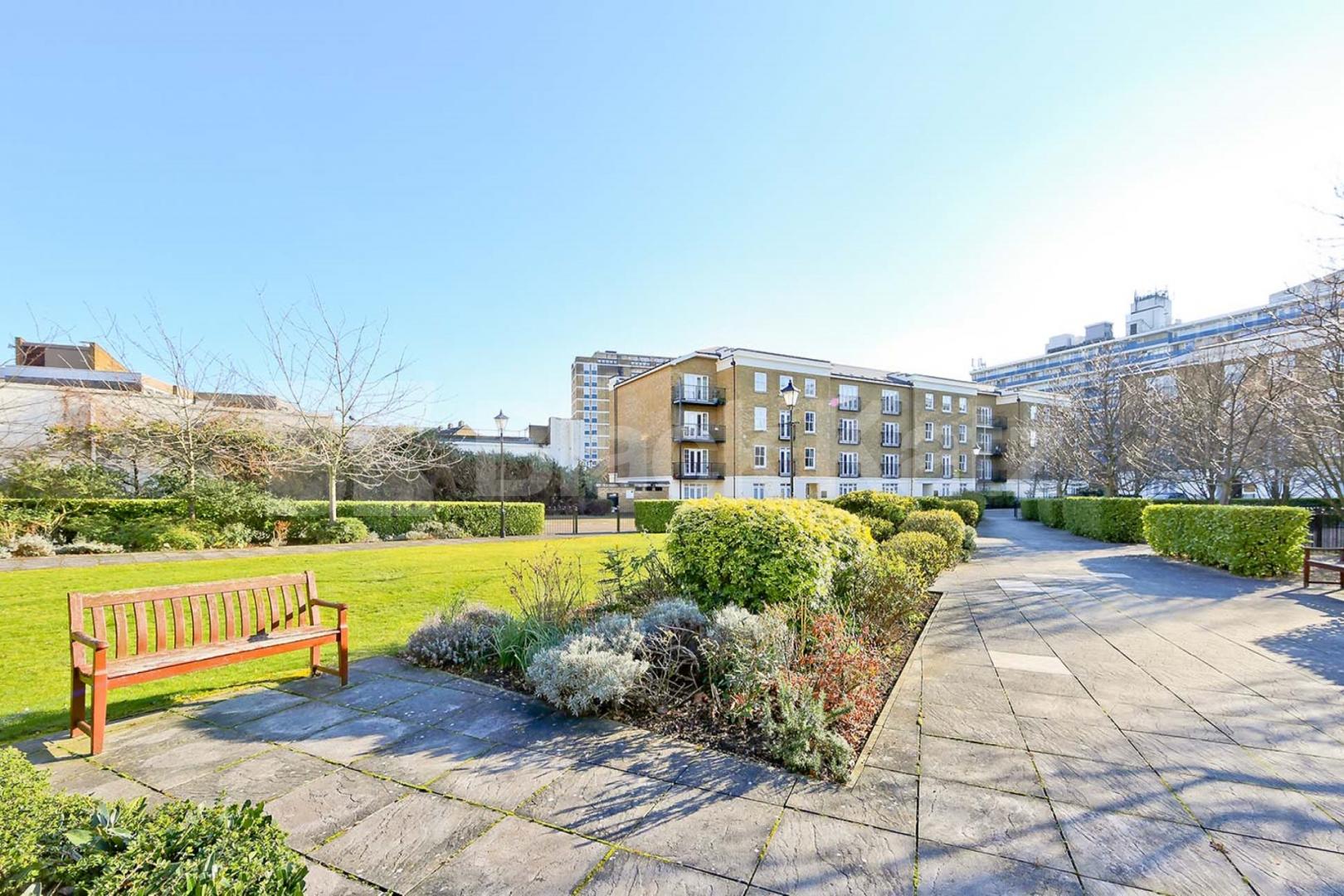 Stylish & contemporary with parking, private patio & inclusive of water rates  Russell Lodge, Spurgeon Street, London Bridge